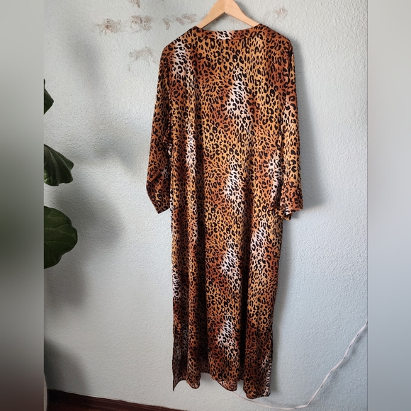 Natori Animal Print Kaftan in Black and Brown New Without Tags - Picture 9 of 16